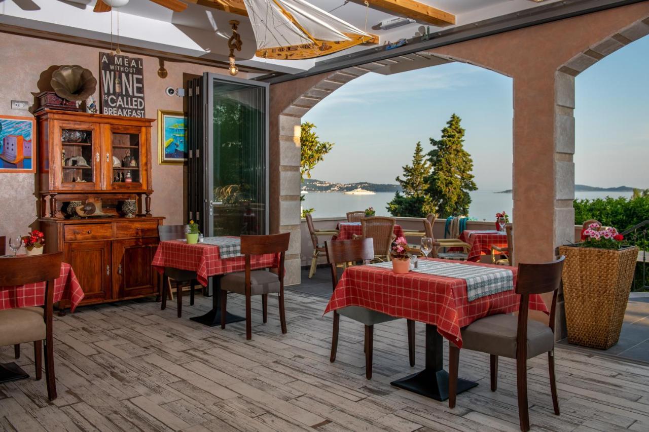 Boutique B&B Villa Carmen Mlini Bagian luar foto