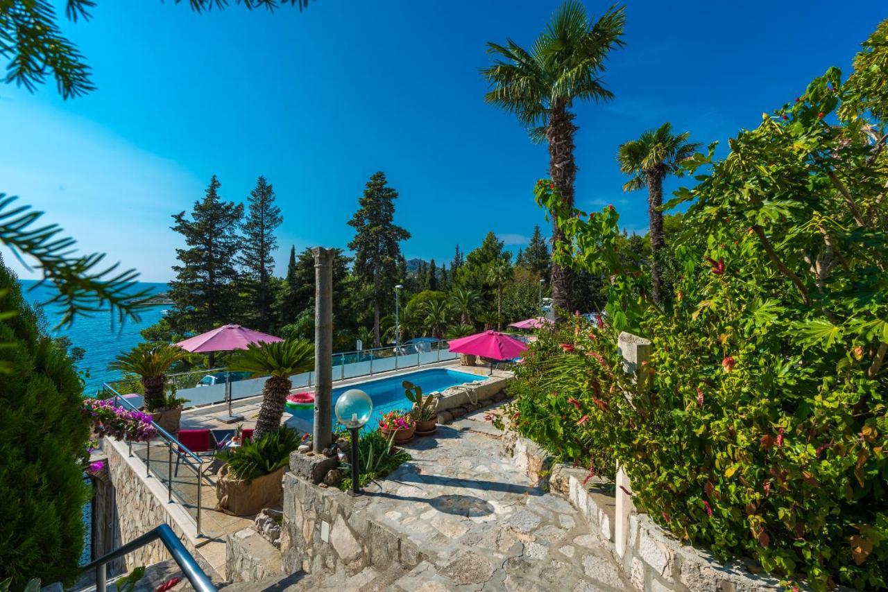 Boutique B&B Villa Carmen Mlini Bagian luar foto