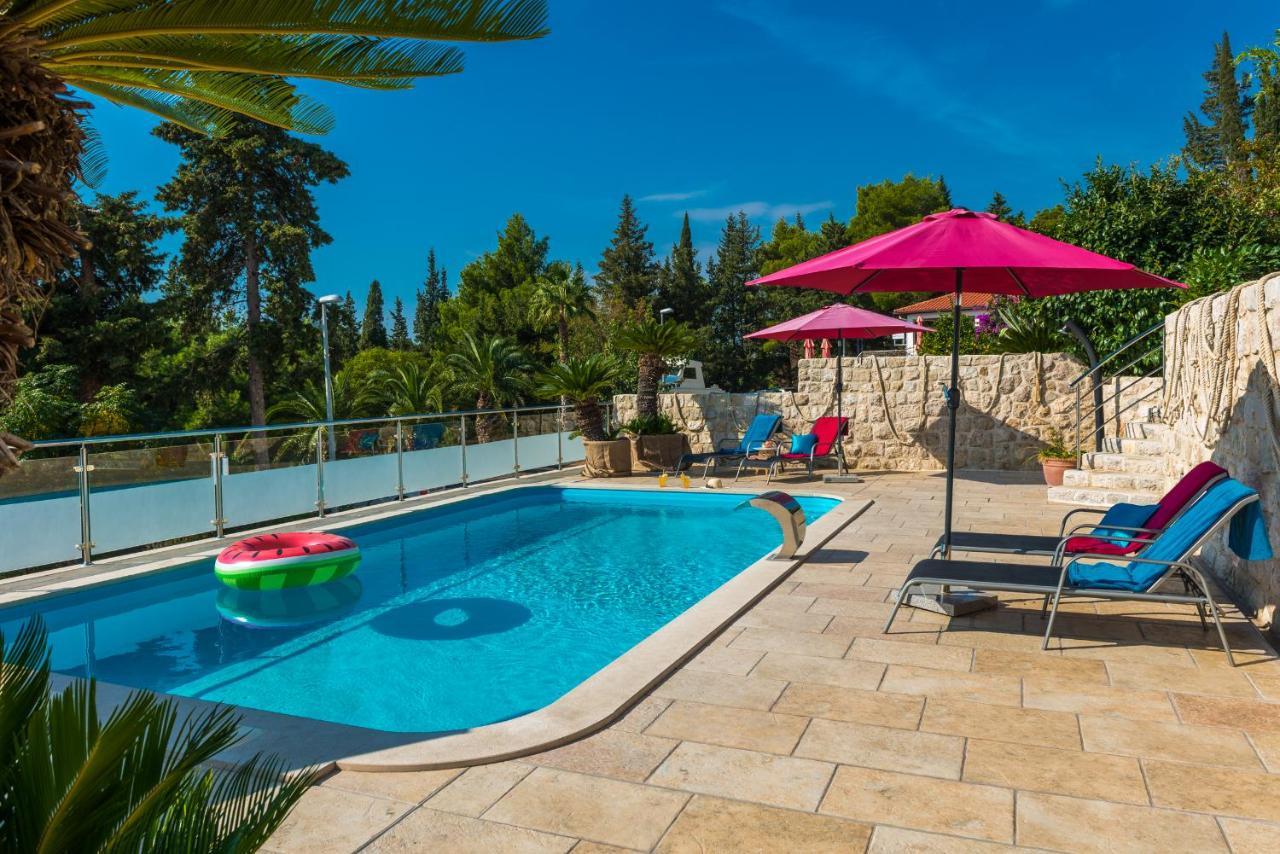 Boutique B&B Villa Carmen Mlini Bagian luar foto